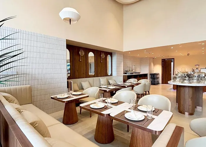 Khách sạn Peace Boutique Phan Thiết